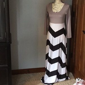 Long sleeve maxi dress